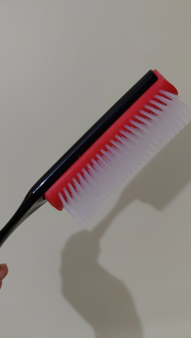 Siyah Saplı Kırmızı Saç Fırçası - Görsel 2