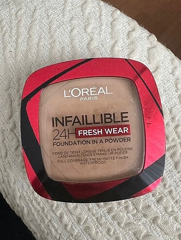 L?Oréal pudra fondöten