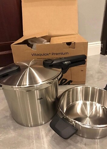 Fissler Fissler Vitaquick Premium 6 Litre Düdüklü Tencere