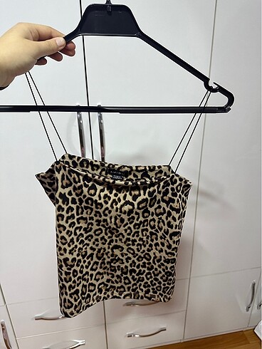 leopar crop