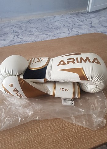 ARIMA Beyaz Erkek Boks Eldiveni 12oz 600 tl