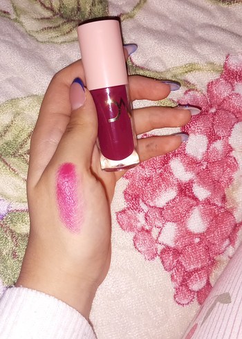 demet akalının markası gloss - Görsel 2