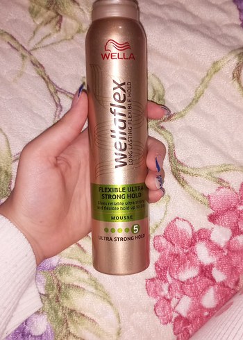 Wella Wellaflex Ultra Güçlü Tutuşlu Köpük 300ml - Görsel 2