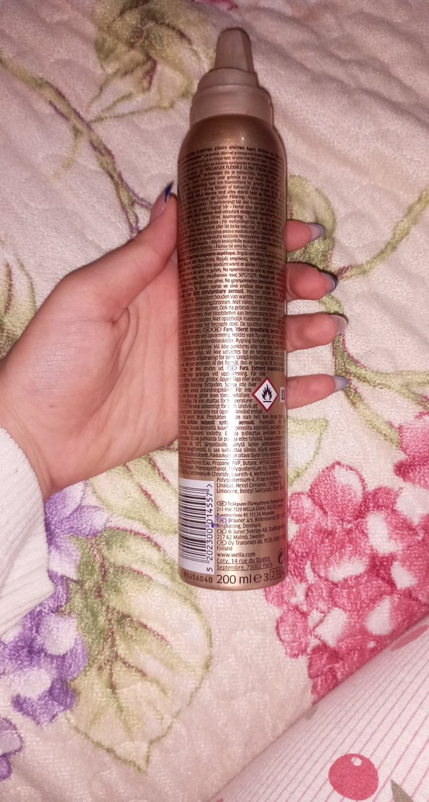 Wella Wellaflex Ultra Güçlü Tutuşlu Köpük 300ml - Görsel 3