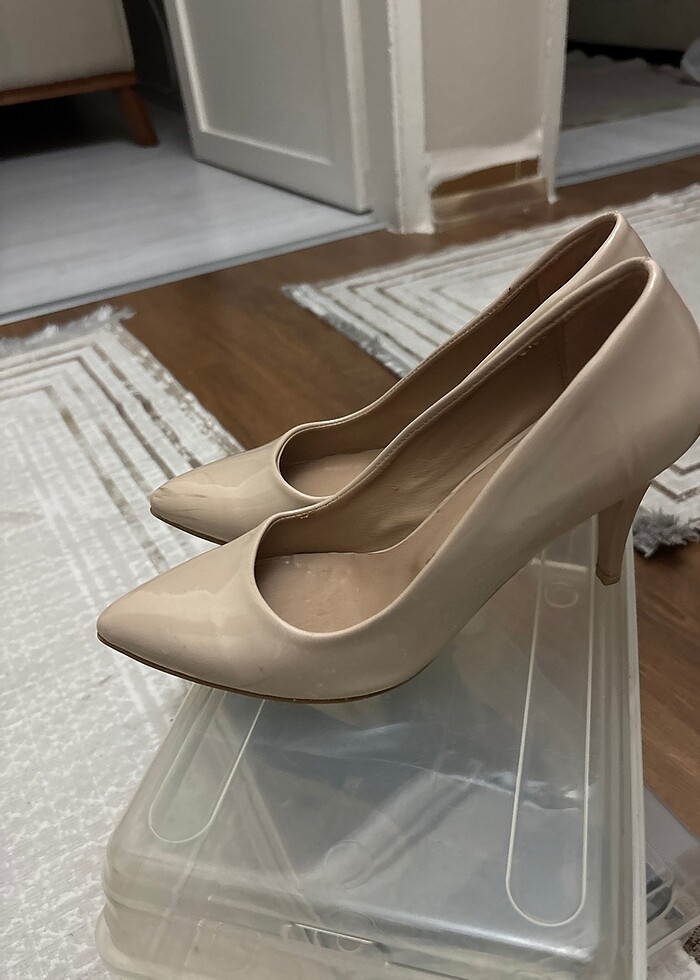 Topuklu ayakkabı - Görsel 2