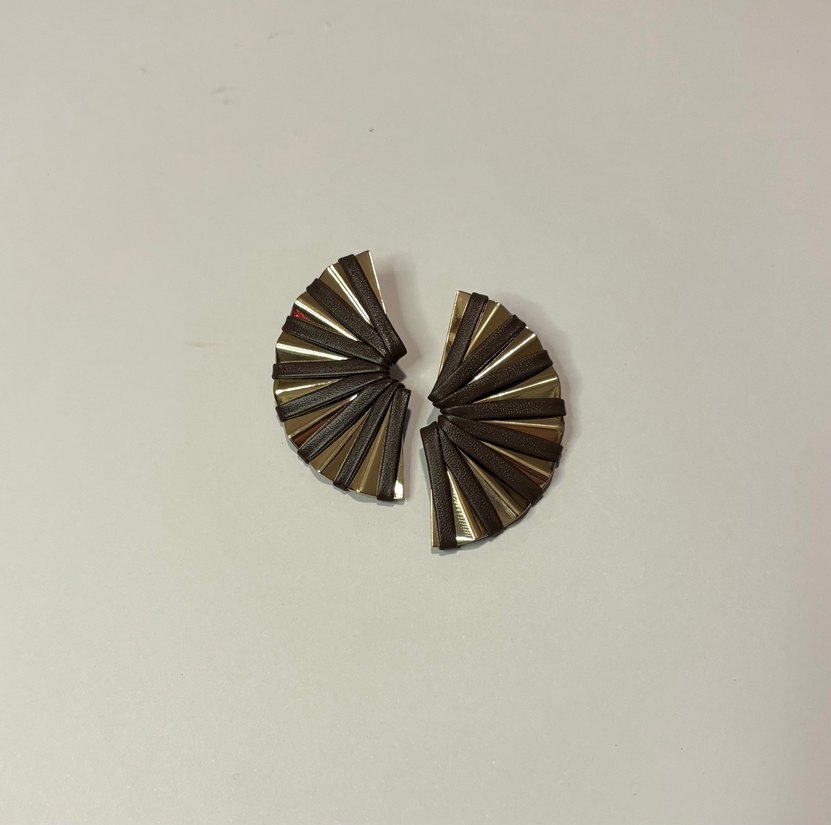 Vintage Pilili Deri Detaylı Kadın Küpeler - Görsel 4