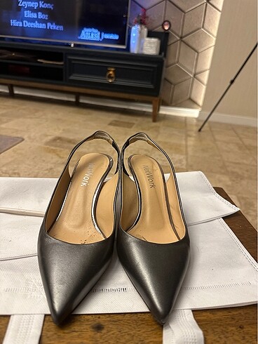 Network gümüş stiletto