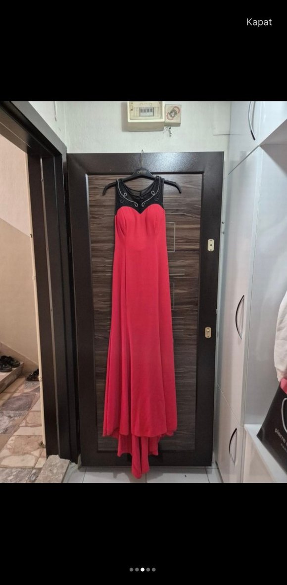 Klasik Kırmızı Uzun Abiye Elbise - Görsel 4