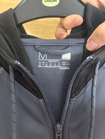 m Beden Adidas ceket
