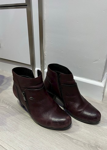 Bordo Deri Dolgu Topuklu Kadın Bot
