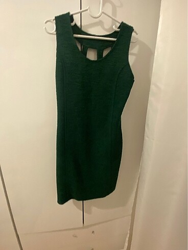 Yesil elbise