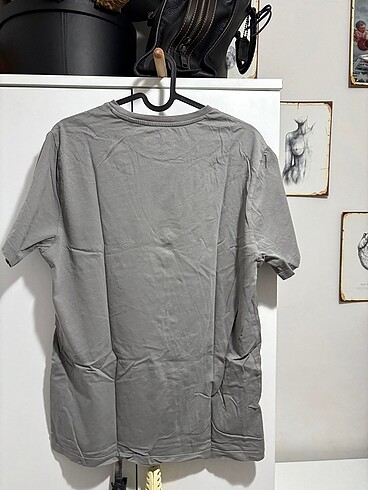 m Beden Marvel tshirt