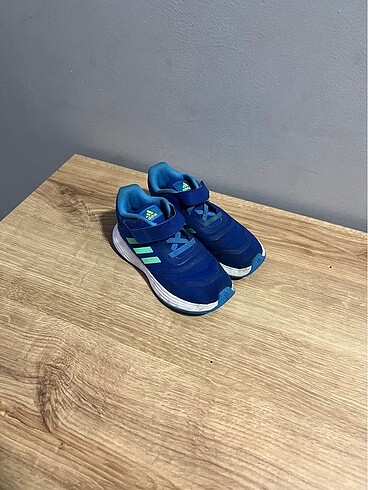 Adidas erkek çocuk ayakkabısı