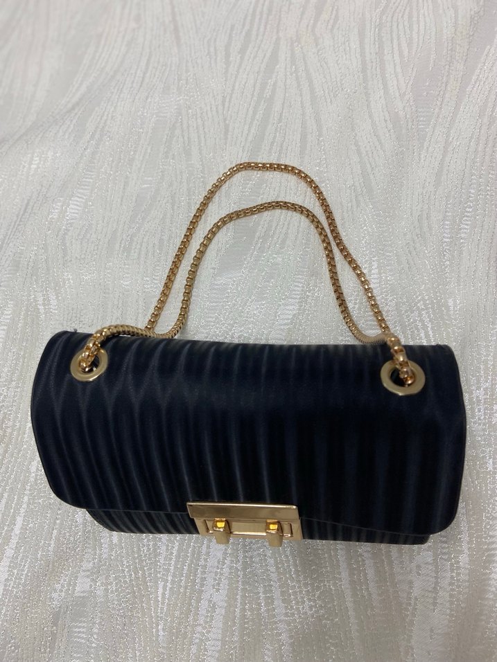 Kadın Siyah Pilili Modern Klasik Çanta - Görsel 2