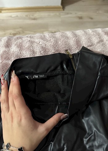 Siyah Deri Kadın Midi Etek - Görsel 3