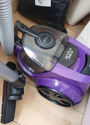 Arnika elektrikli süpürge 