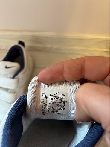 27 Beden beyaz Renk Nike çocuk spor ayakkabı