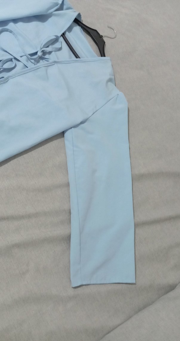 Mavi V Yaka Uzun Kollu Salaş Bluz - Görsel 2