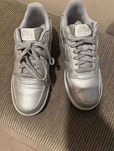 Nike air