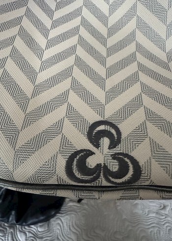 Orjinal missela  Bej-Gri Baskılı Kadın Omuz Çantası - Görsel 4