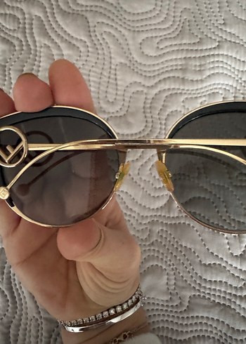 Fendi orjinal güneş gözlüğü - Görsel 2