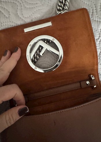 Tarçın rengi hakiki Deri içi süet Kadın Çanta Metal Tokalı - Görsel 2