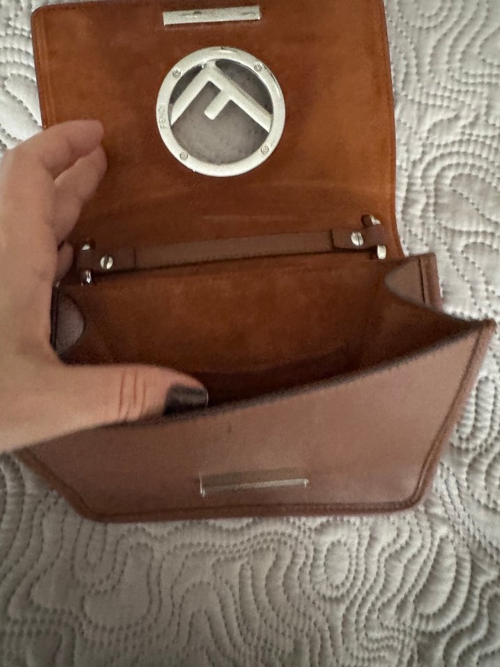 Tarçın rengi hakiki Deri içi süet Kadın Çanta Metal Tokalı - Görsel 3