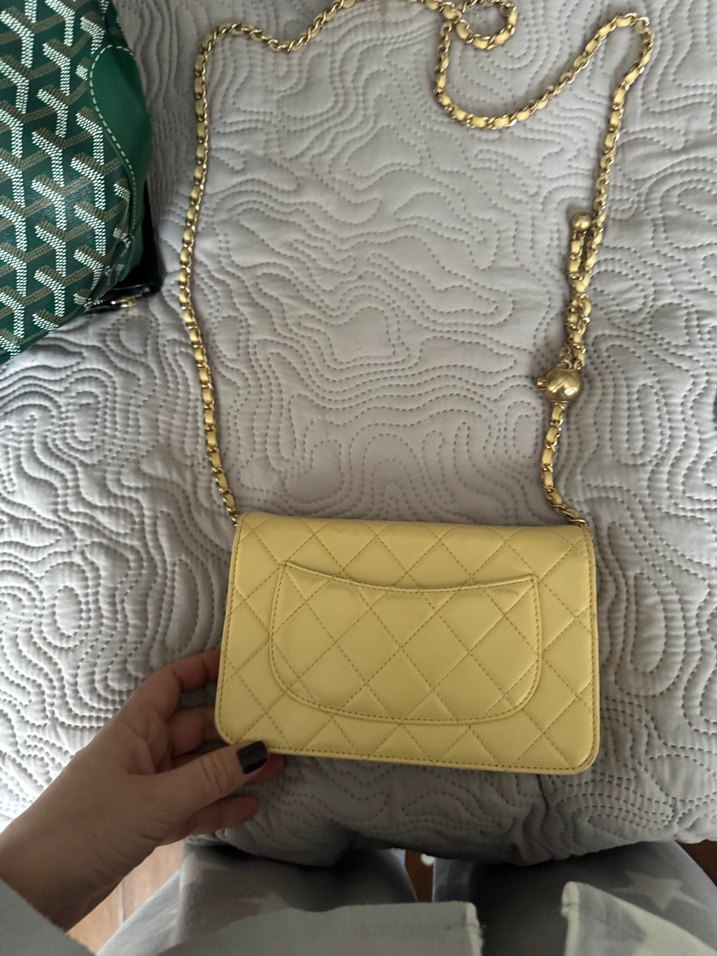 Chanel Zincir Detaylı Sarı Deri Kadın Çanta - Görsel 3