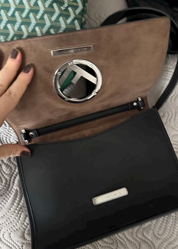 Fendi hakiki deei Klasik Siyah Deri Kadın Çanta - Görsel 3