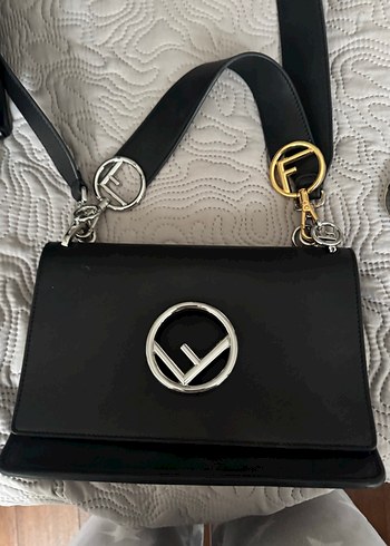 Fendi hakiki deei Klasik Siyah Deri Kadın Çanta - Görsel 4