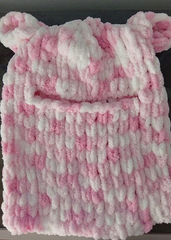 Pembe ve Beyaz Bağlama Desenli Örgü Balaklava - Görsel 2