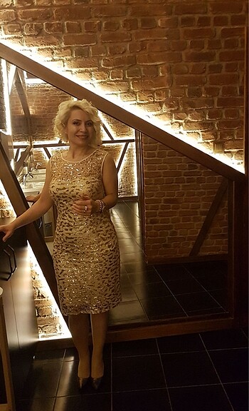 Gece elbisesi