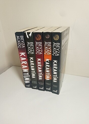 Karantina Karton Kapak Set - Beyza Alkoç