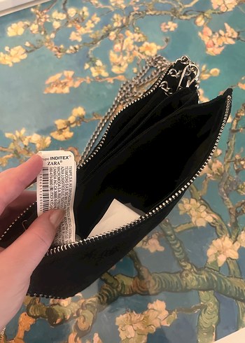 Zara Siyah Süet Nakışlı Fermuarlı Kadın Portföy Çanta