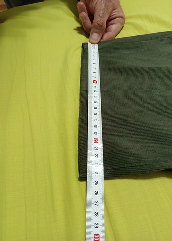 Düğmeli Kadın Haki Kadife Bermuda Şort - Görsel 6