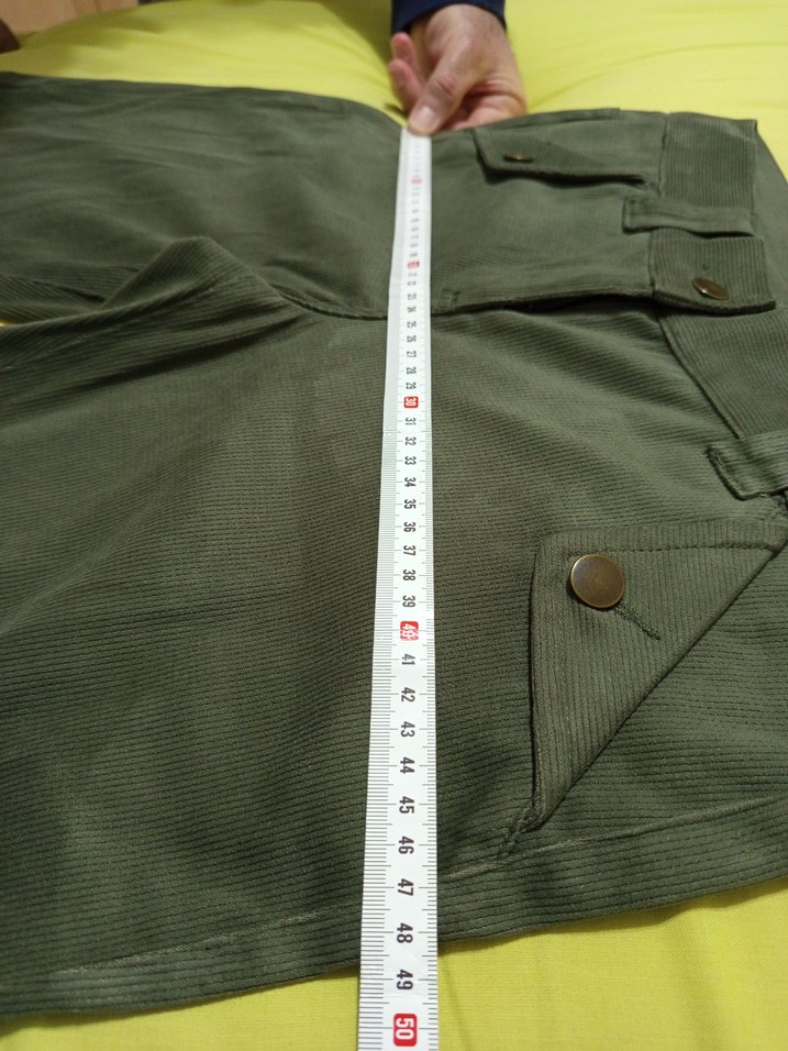 Düğmeli Kadın Haki Kadife Bermuda Şort - Görsel 5