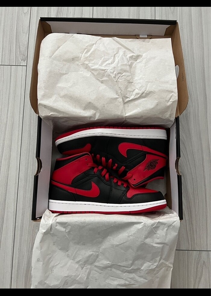 Nike air jordan 44 numara sneaker - Görsel 3