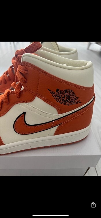 Nike air jordan coconut milk 44 numara sneaker - Görsel 4