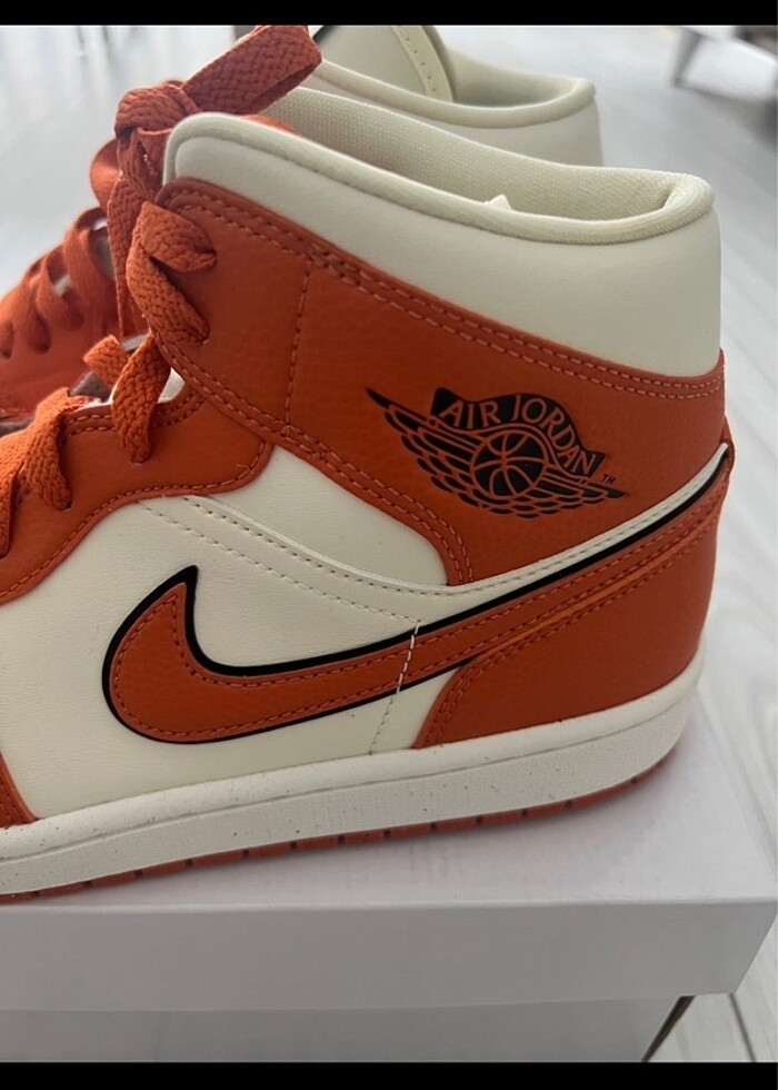 Nike air jordan coconut milk 44 numara sneaker - Görsel 4