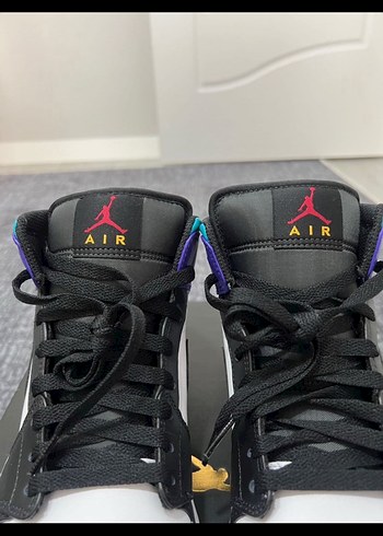 Nike air jordan 1 44 numara sneaker - Görsel 3