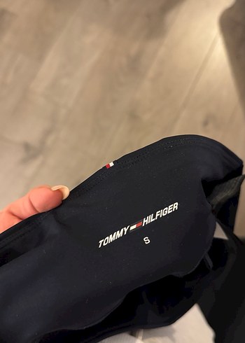 Tommy Hilfiger kadın spor tayt - Görsel 3