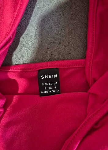 Sheinside Boyundan geçirmeli üst
