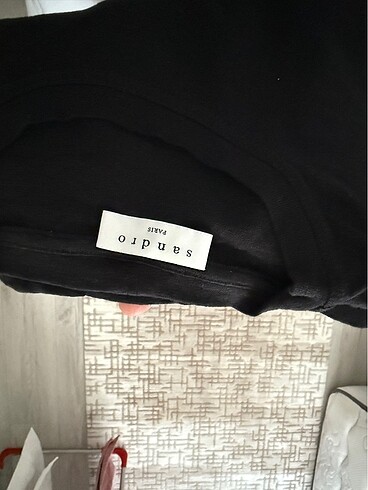 s Beden Sandro t-shirt