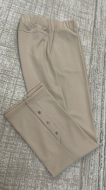 Zımbalı kumaş pantalon