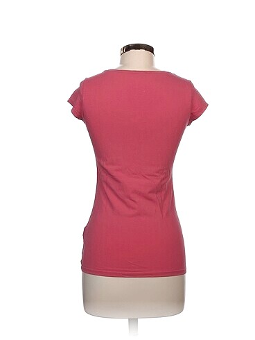 m Beden LC Waikiki T-shirt %70 İndirimli.