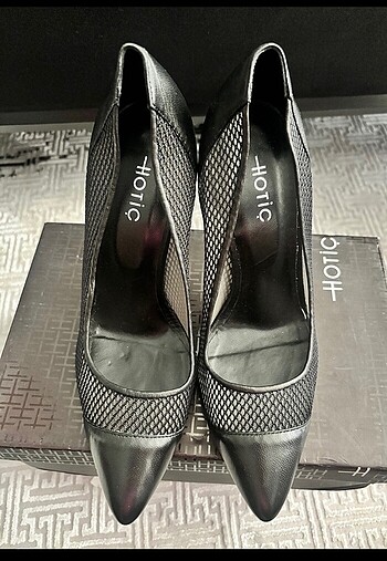 39 Beden siyah Renk Hotiç Marka Stiletto Fileli