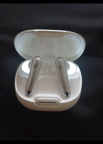 Beyaz Kablosuz Kulaklık Kutusu - Görsel 5