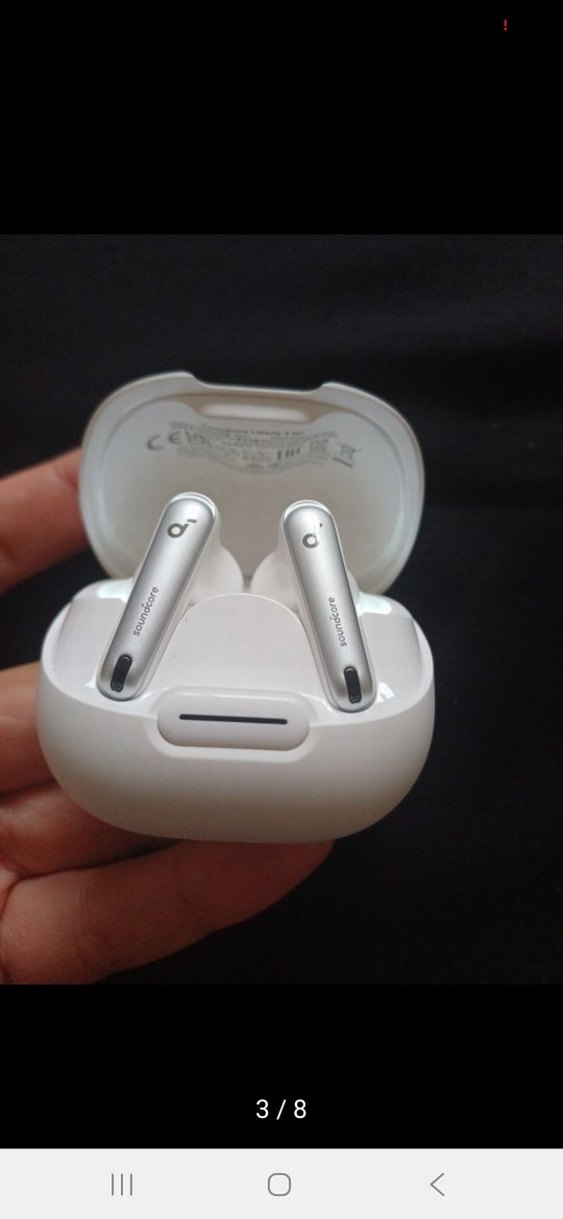 Beyaz Kablosuz Kulaklık Kutusu - Görsel 3