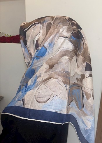 Önü kalıp gibi duran soft eşarp - Görsel 10