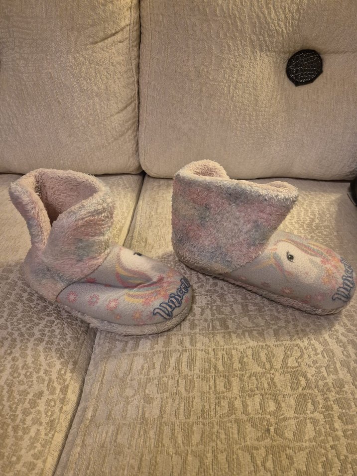 Kızlar için Gri Unicorn Desenli Sıcak Ev Terliği - Görsel 2